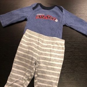 Carters Grandmas Allstar Outfit
